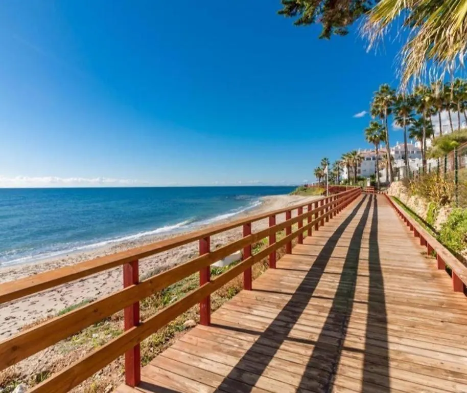 Apartment Calypso Holidays Sitio de Calahonda Spain